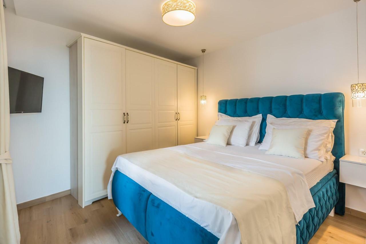 Apartmani Arapovic Baška Voda エクステリア 写真