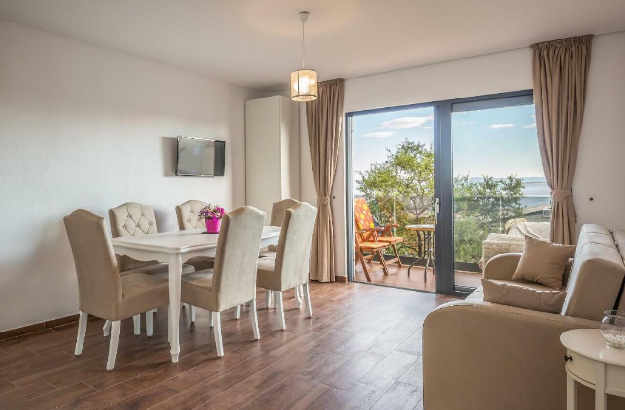 Apartmani Arapovic Baška Voda エクステリア 写真
